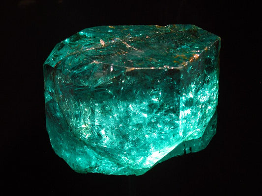How to Care for Lab and Natural Emerald Rings: A Gentle Guide for Lasting Brilliance