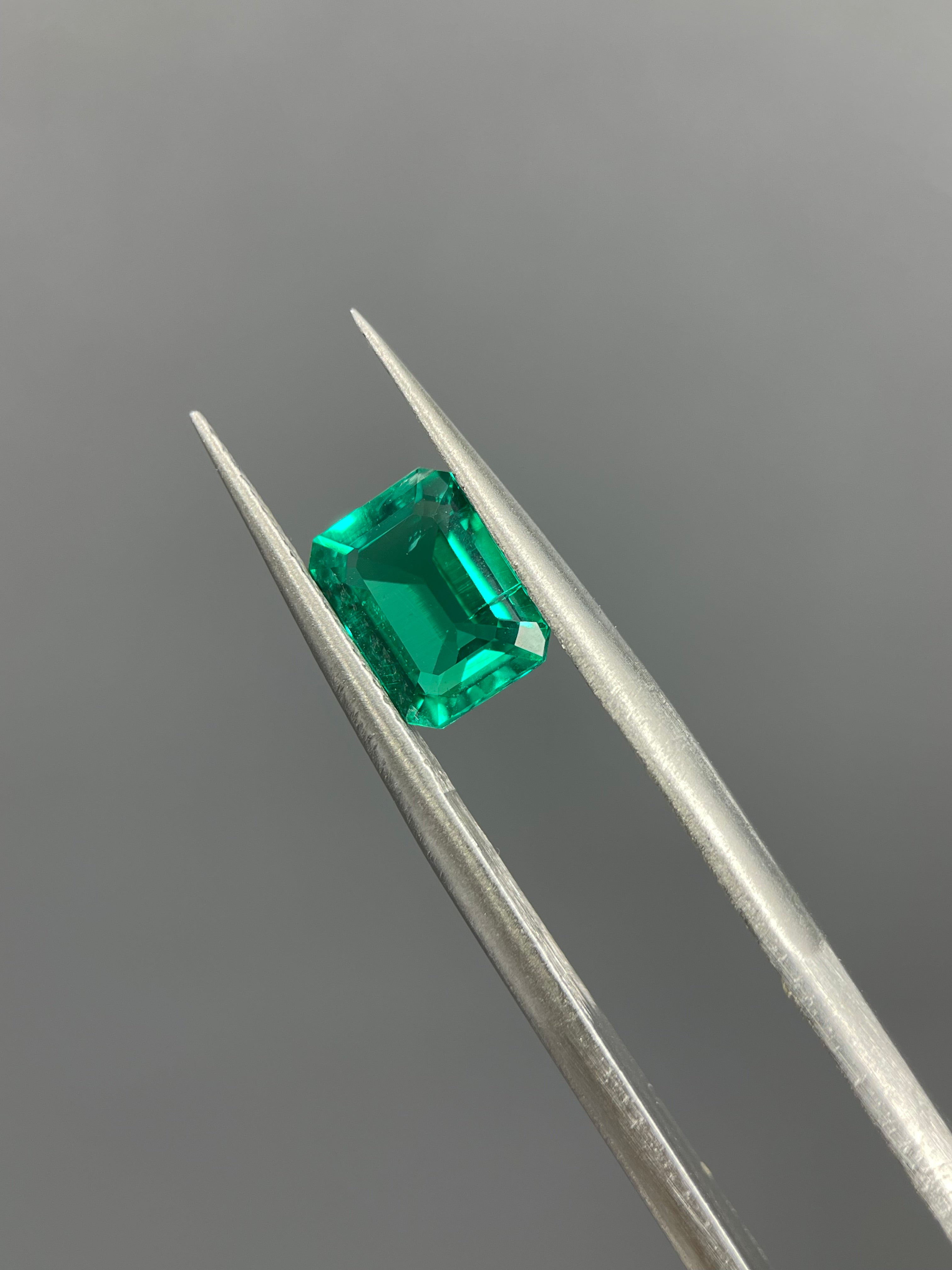 1.40 ct Emerald Cut Lab Emerald Gemstone