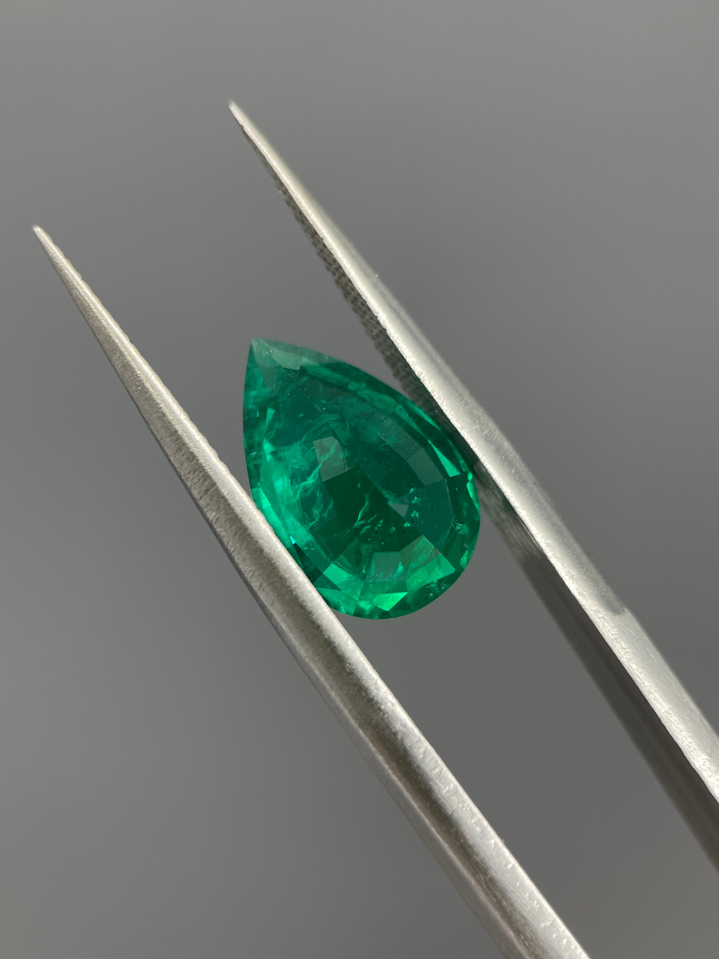 3.55 ct Pear Cut Lab Emerald Gemstone