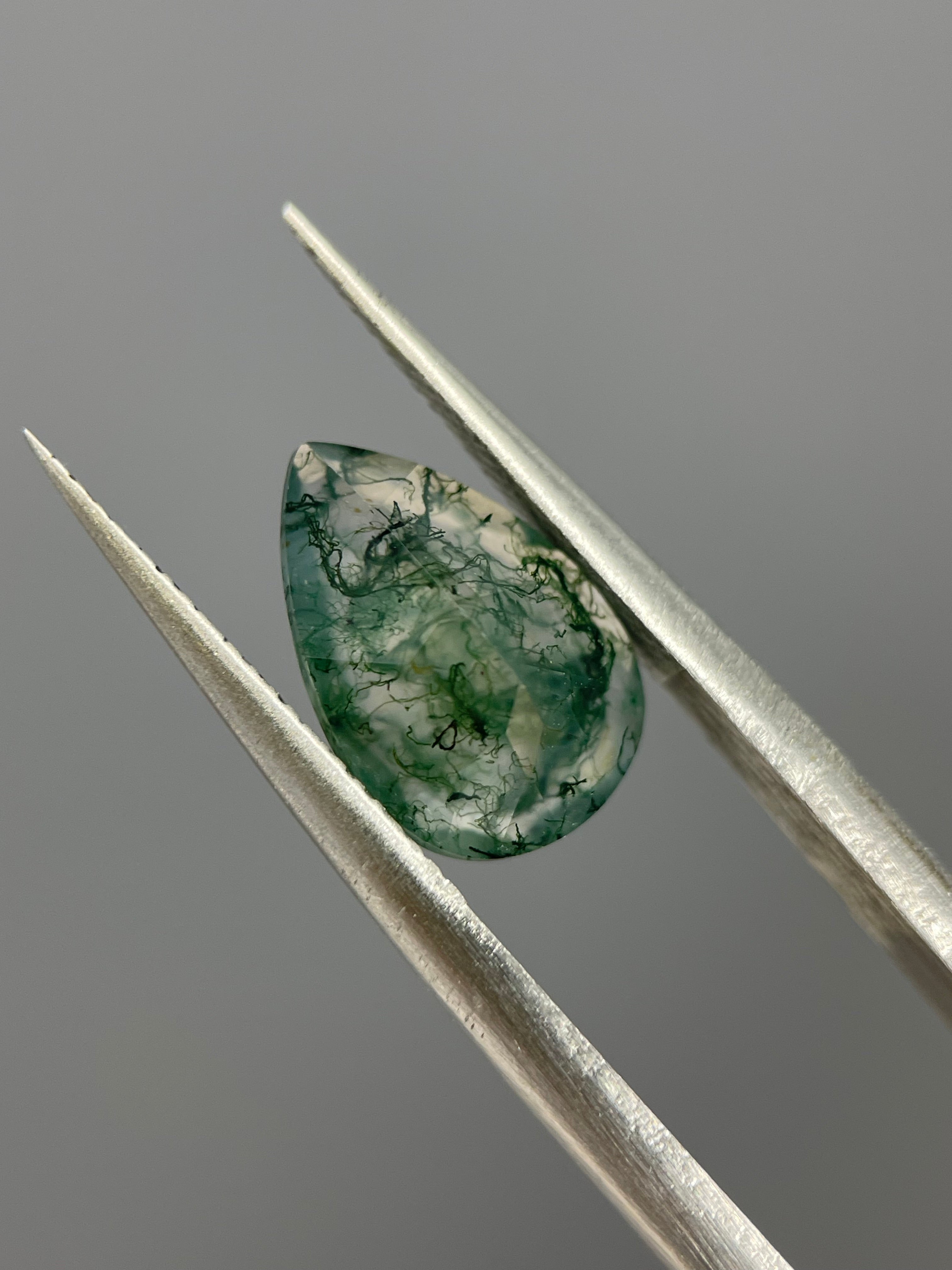 2.65ct Pear Cut Moss Agate Gemstone