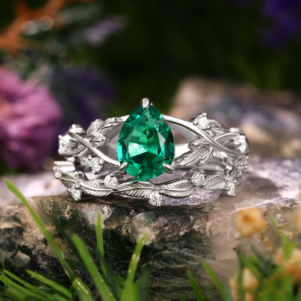 1.16ct Pear Cut Lab Emerald Nature Inspired Twig Leaf Bridal Ring Set