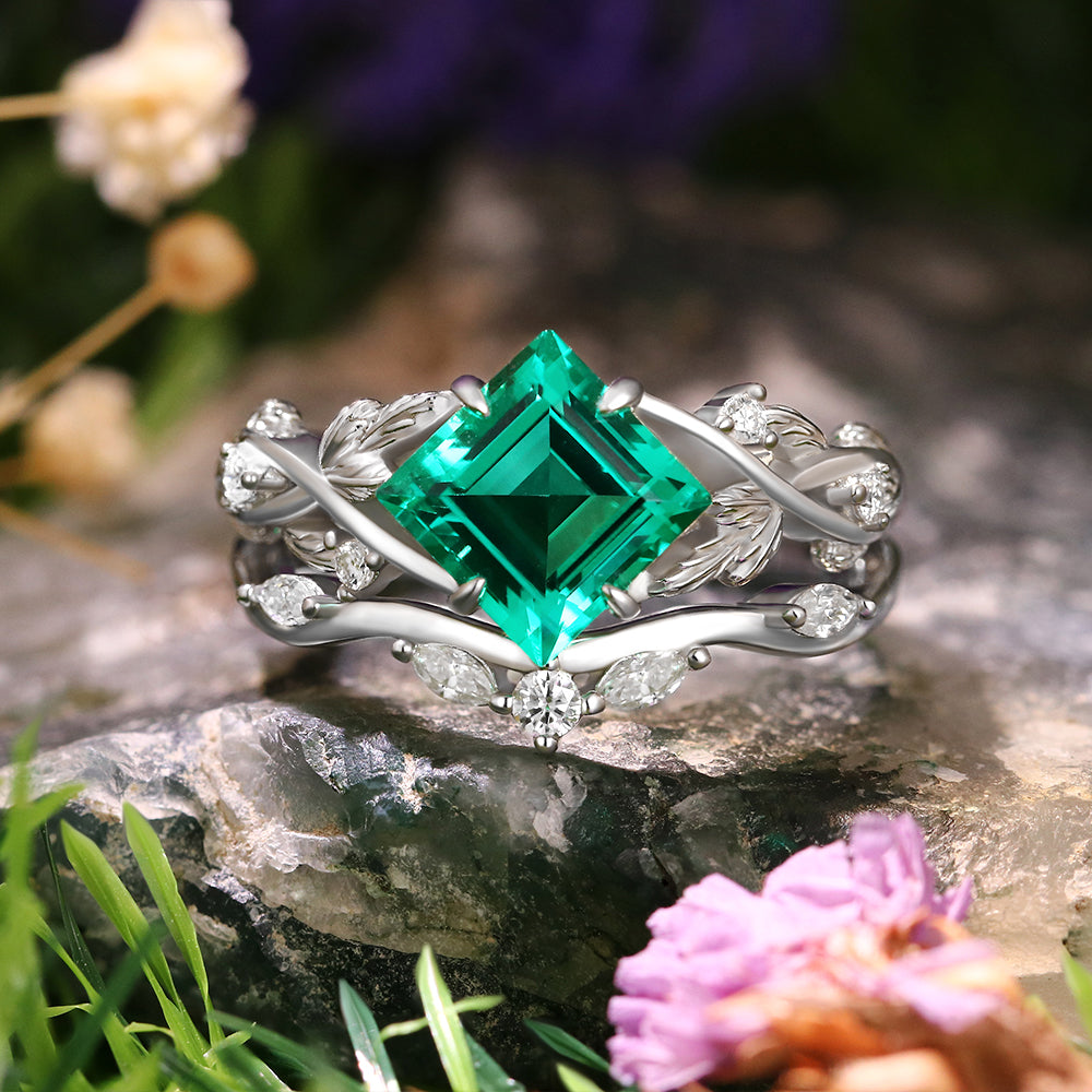 Bague de fiançailles avec halo d'émeraude ovale de laboratoire de 1 ct