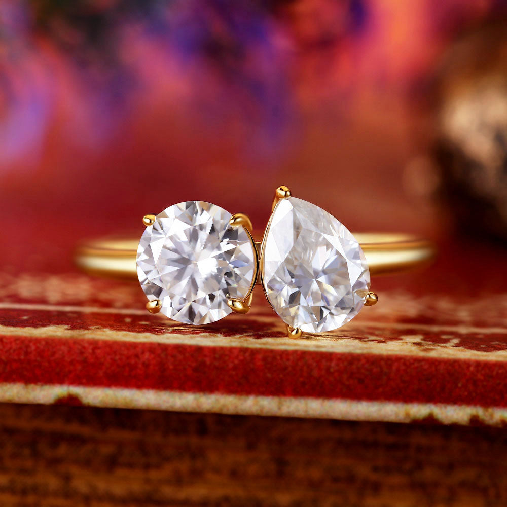 Toi Et Moi 1.33 ct Pear & 1.2 ct Round  Moissanite Enagagement Ring