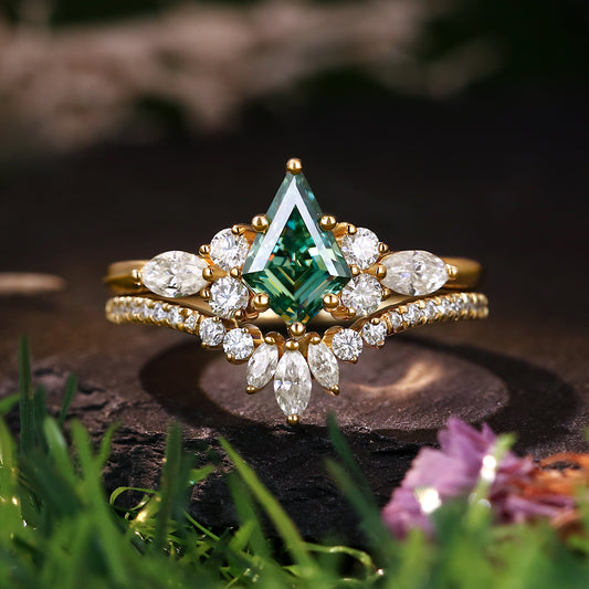Bague de fiançailles avec halo d'émeraude ovale de laboratoire de 1 ct