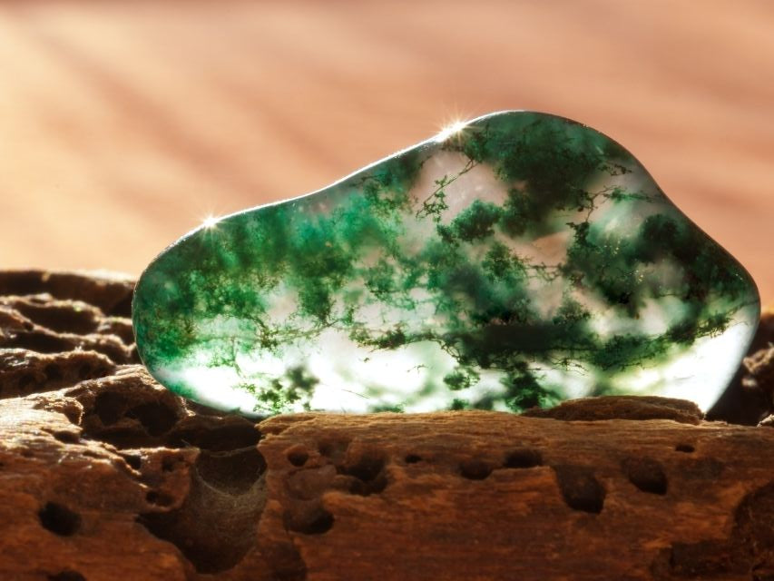 Moss Agate Rings: Nature’s Story in Stone