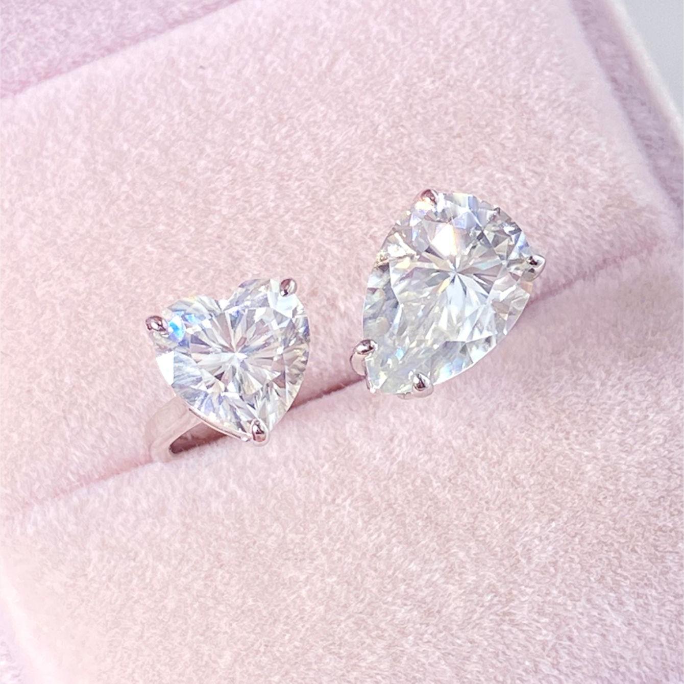 Toi et Moi 2.9 ct Pear & 1.8 ct Heart Moissanite Engagement Ring