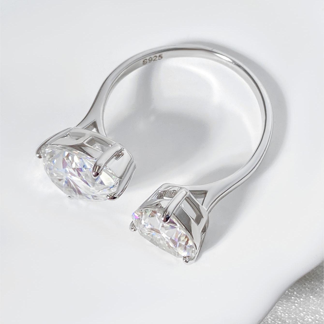 Toi et Moi 2.9 ct Pear & 1.8 ct Heart Moissanite Engagement Ring