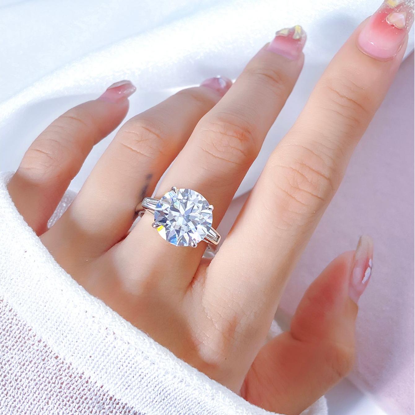 Round Moissanite Three Stone Engagement Ring