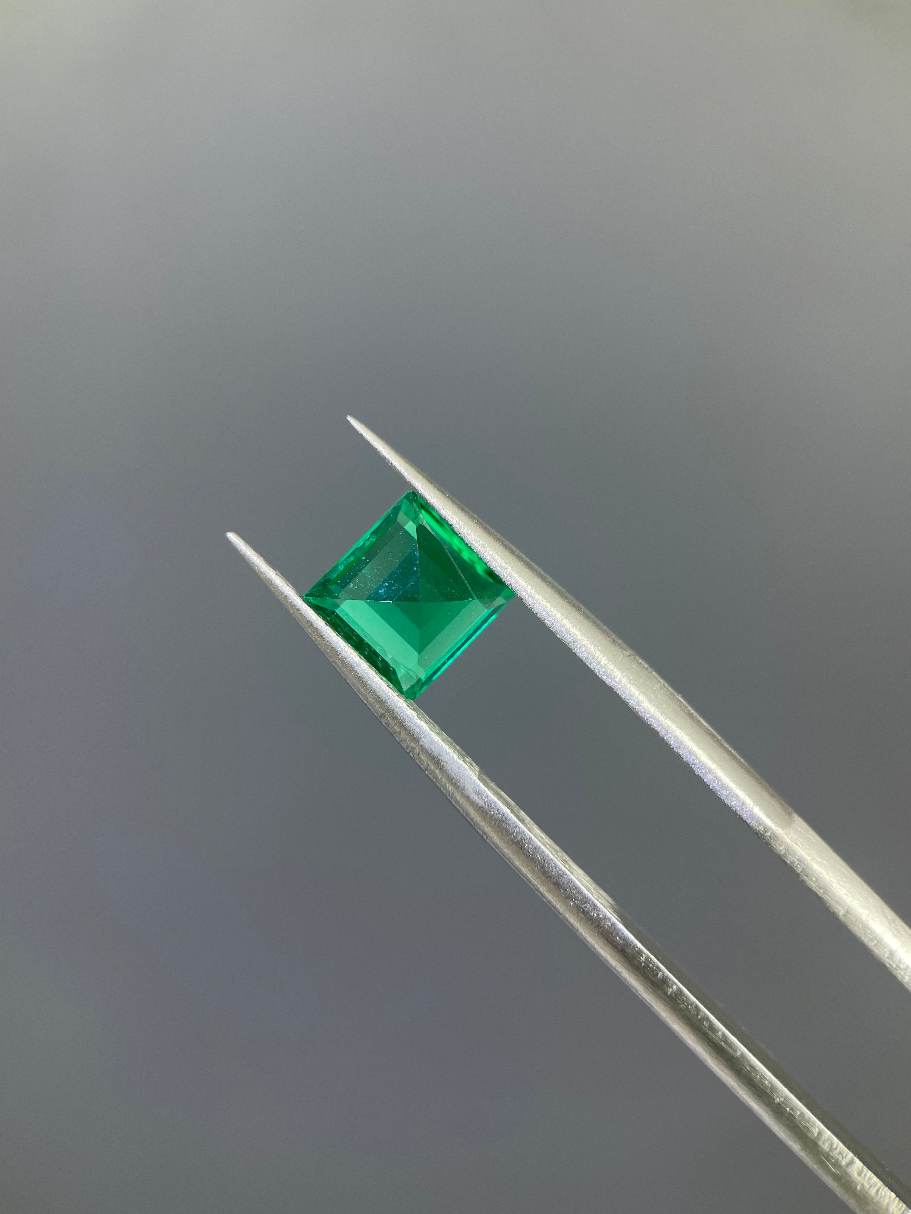 1.65 ct Emerald Cut Lab Emerald Gemstone