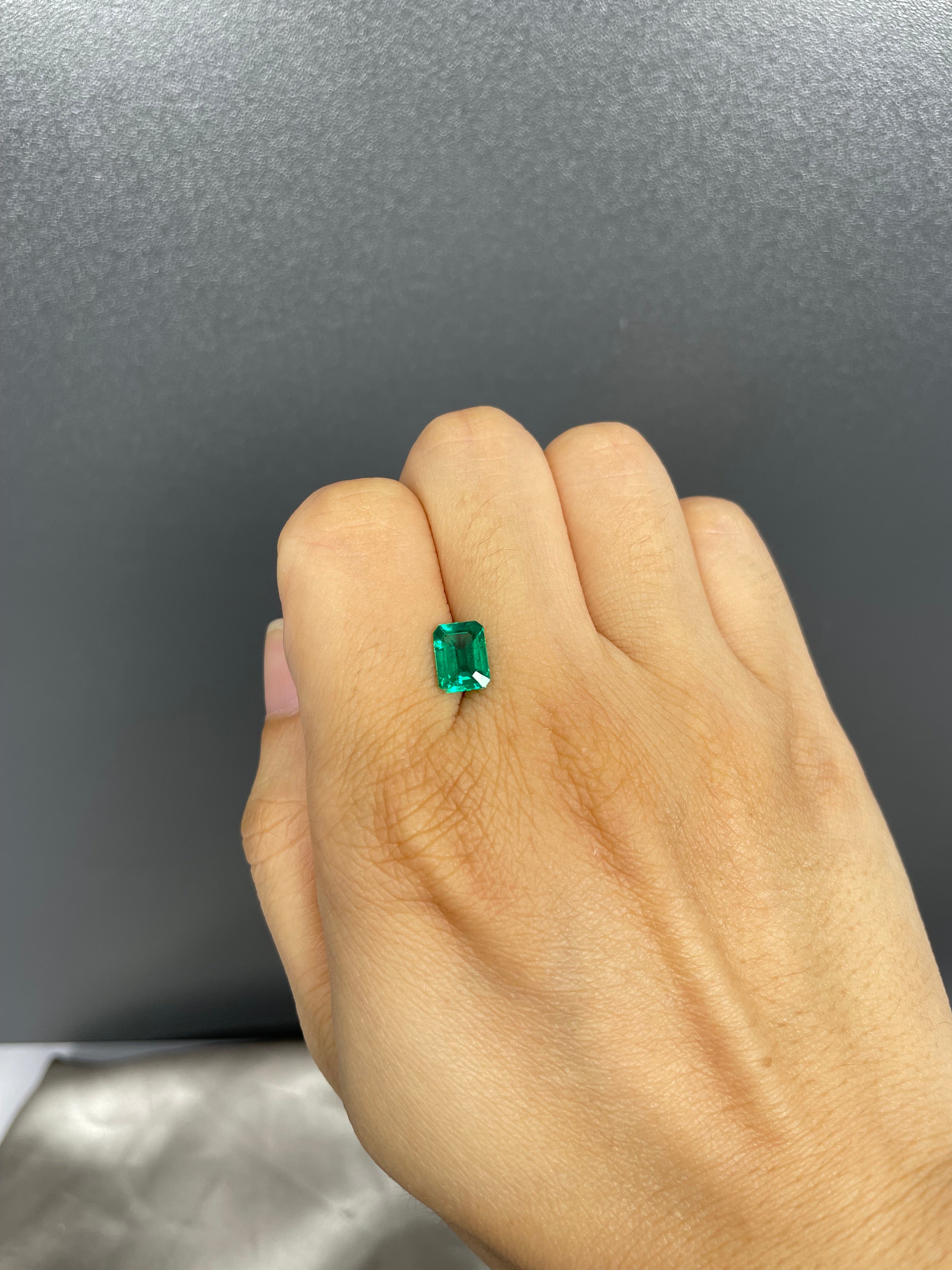 1.40 ct Emerald Cut Lab Emerald Gemstone