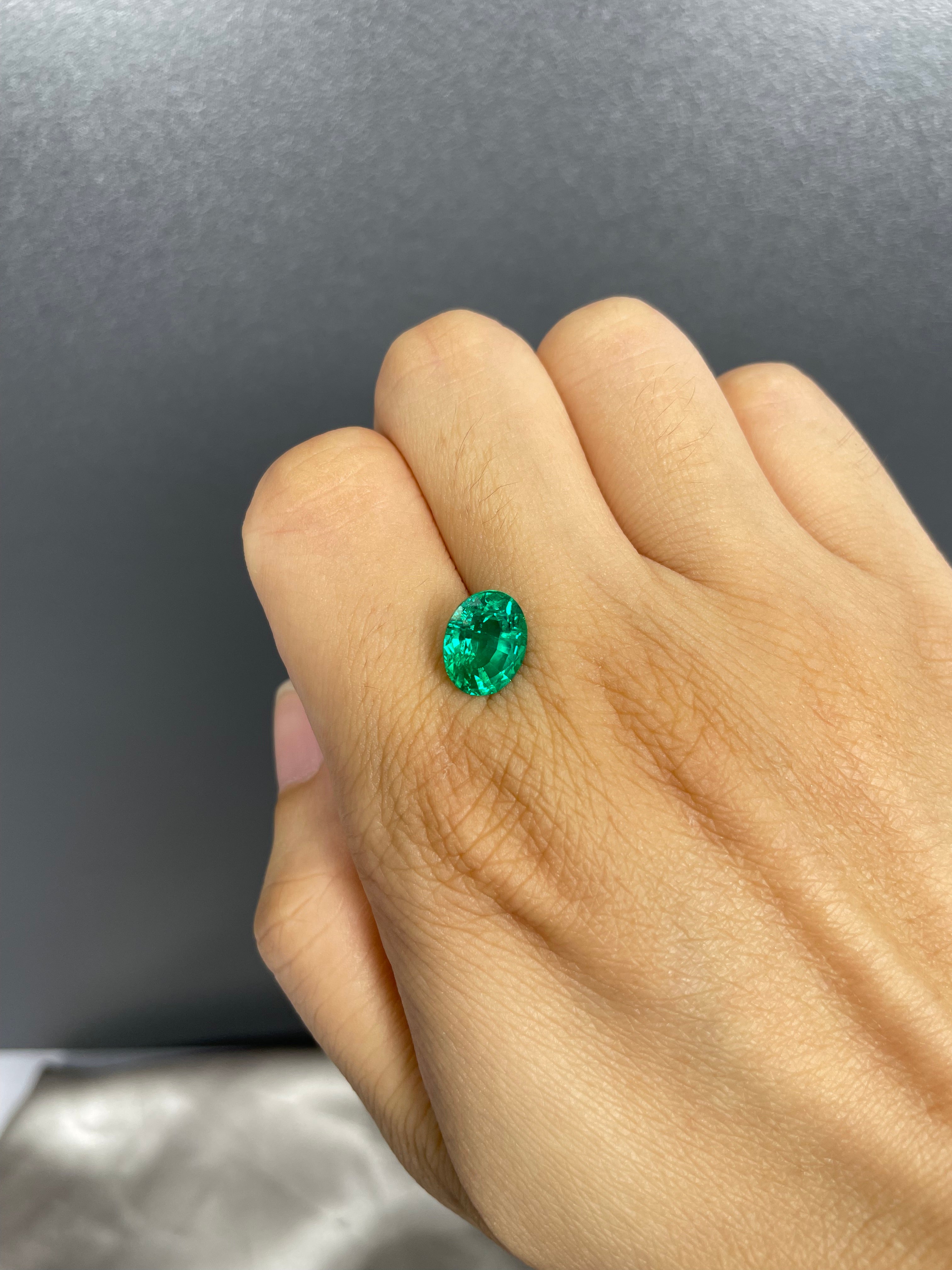 2.80 ct Oval Cut Lab Emerald Gemstone