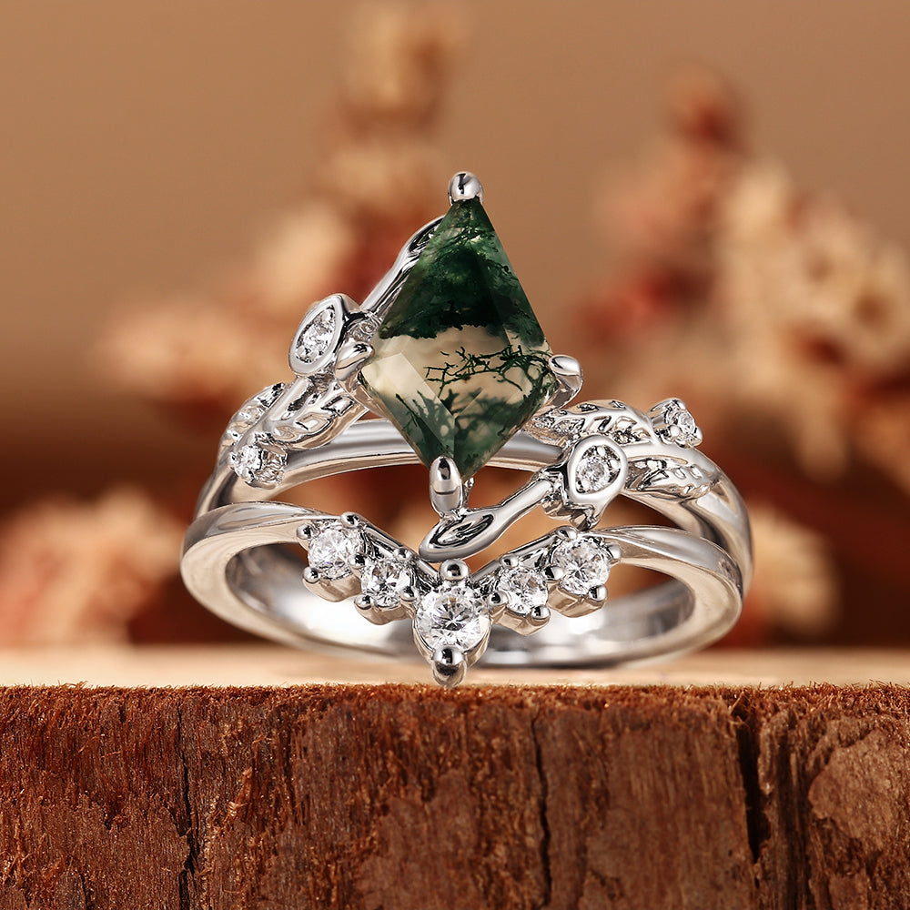 Vintage Kite Cut Moss Agate Nature Inspired Leaf Bridal Ring Set with V Shaped Curved Matching Band
