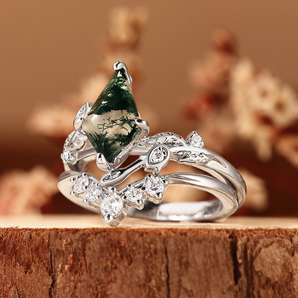 Vintage Kite Cut Moss Agate Nature Inspired Leaf Bridal Ring Set with V Shaped Curved Matching Band