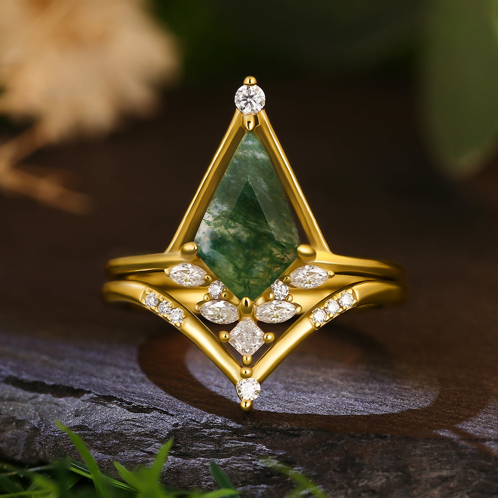 8x12mm Kite Cut Moss Agate Geometric Pyramid Halo Bridal Ring