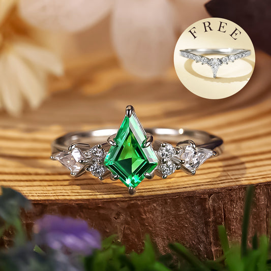 Anillo de compromiso con halo de esmeraldas de laboratorio ovaladas de 1 ct