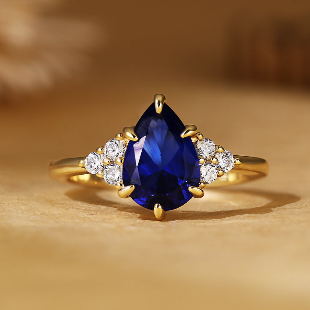 Anillo de compromiso con halo de esmeraldas de laboratorio ovaladas de 1 ct