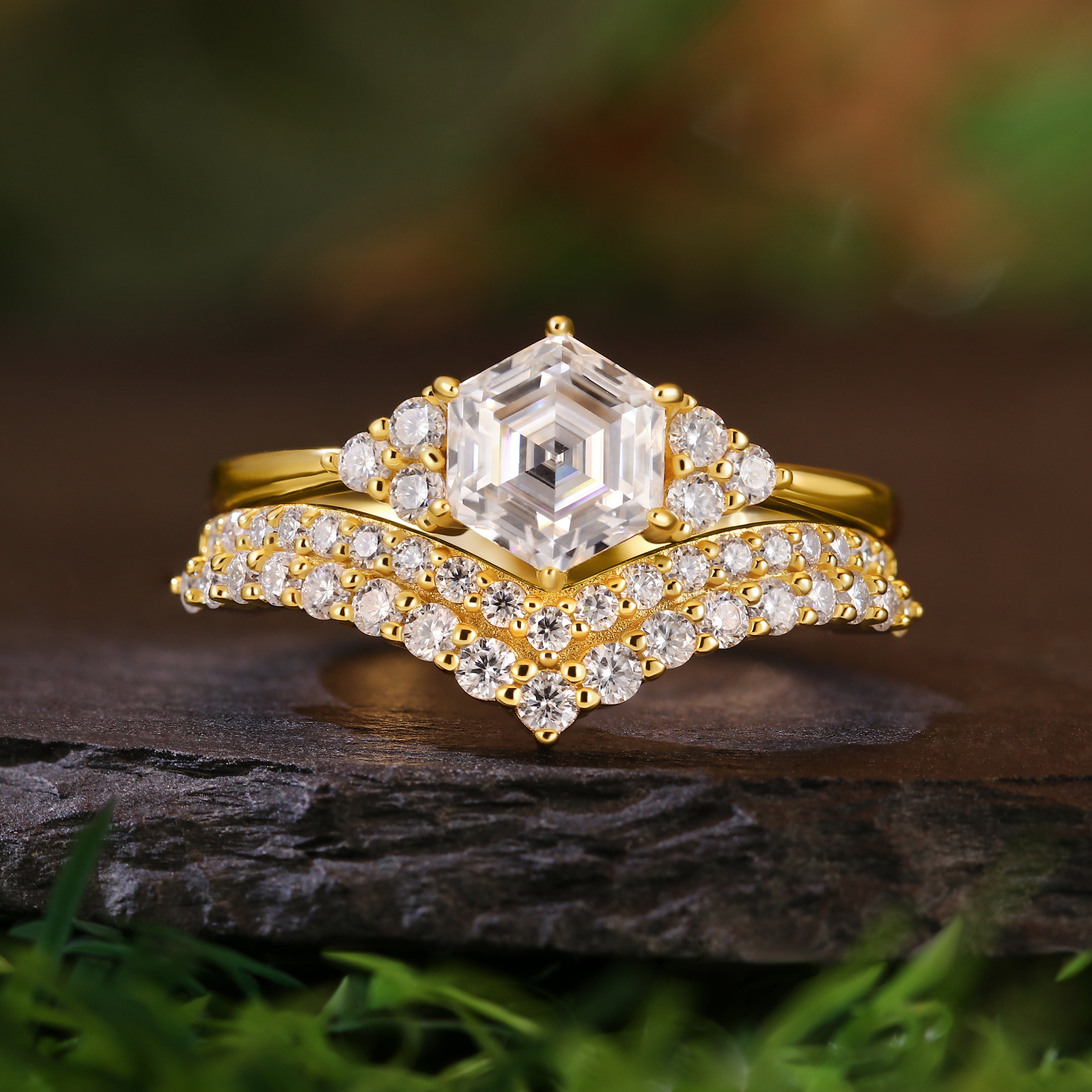 Vintage Unique 1.67ct Hexagon Cut Moissanite Bridal Ring Set