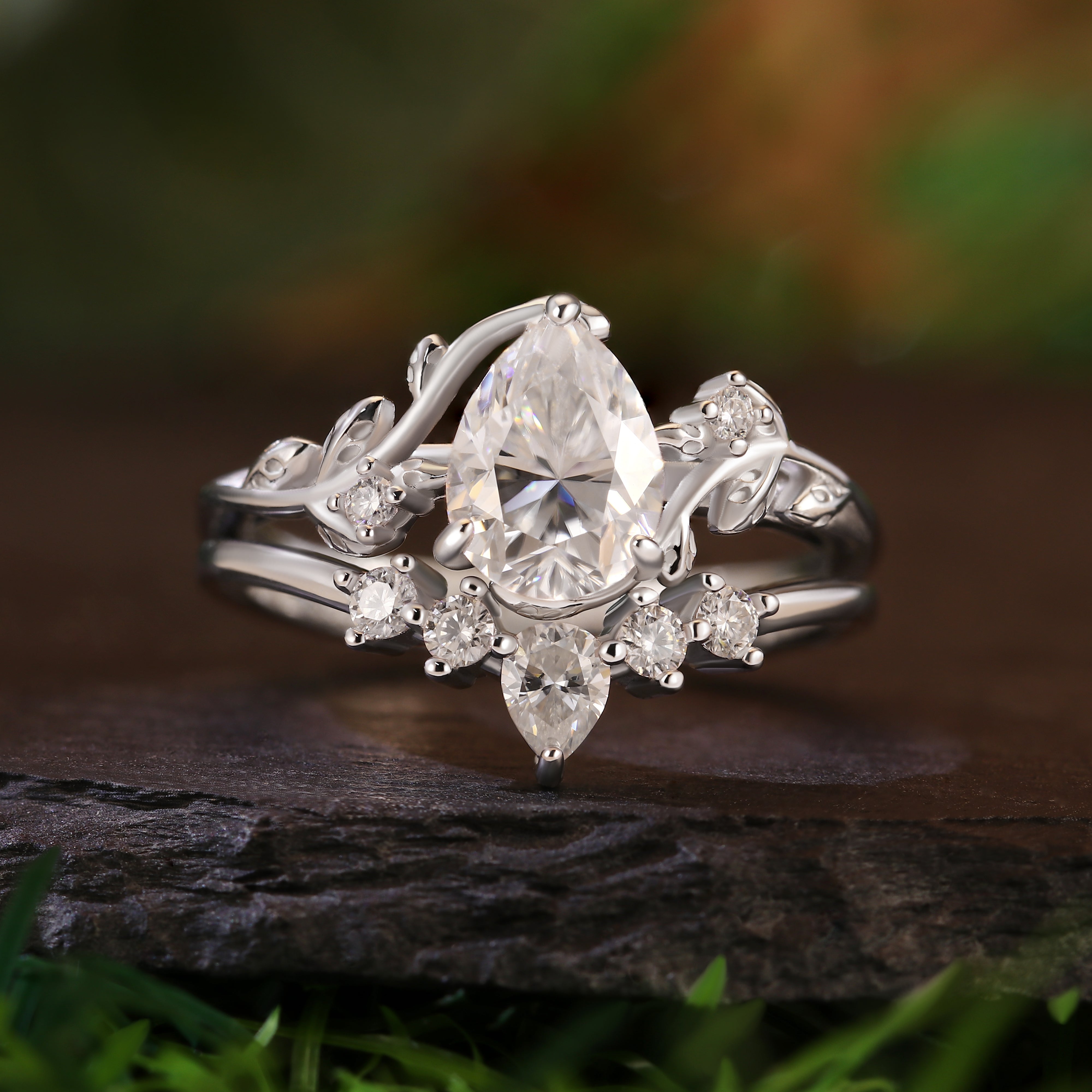 1.63CT Pear Cut Moissanite Leaf Twig Nature-Inspired Bridal Ring Set