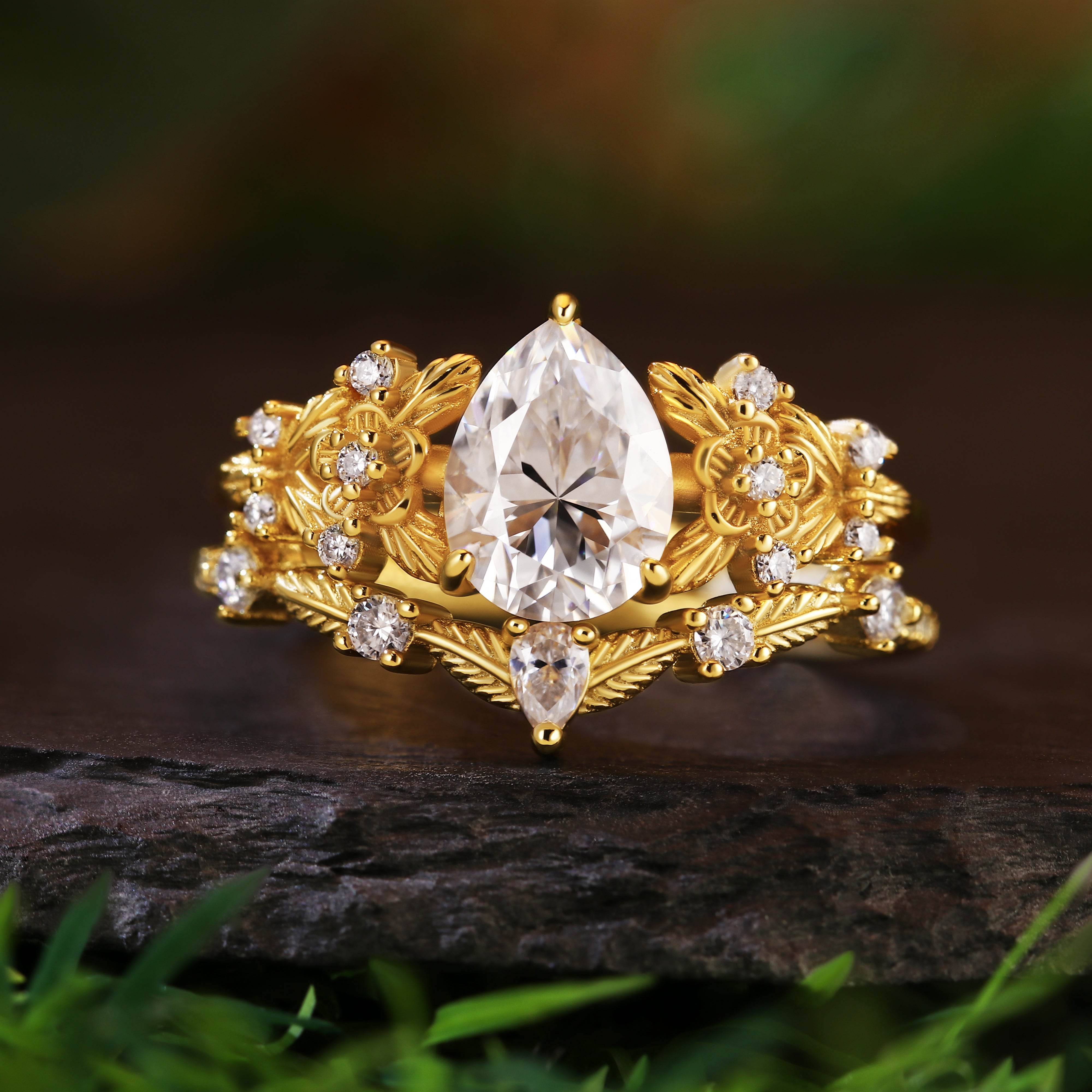 1.89ct Pear Moissanite Floral Bridal Ring Set, Nature Inspired Leaf Design