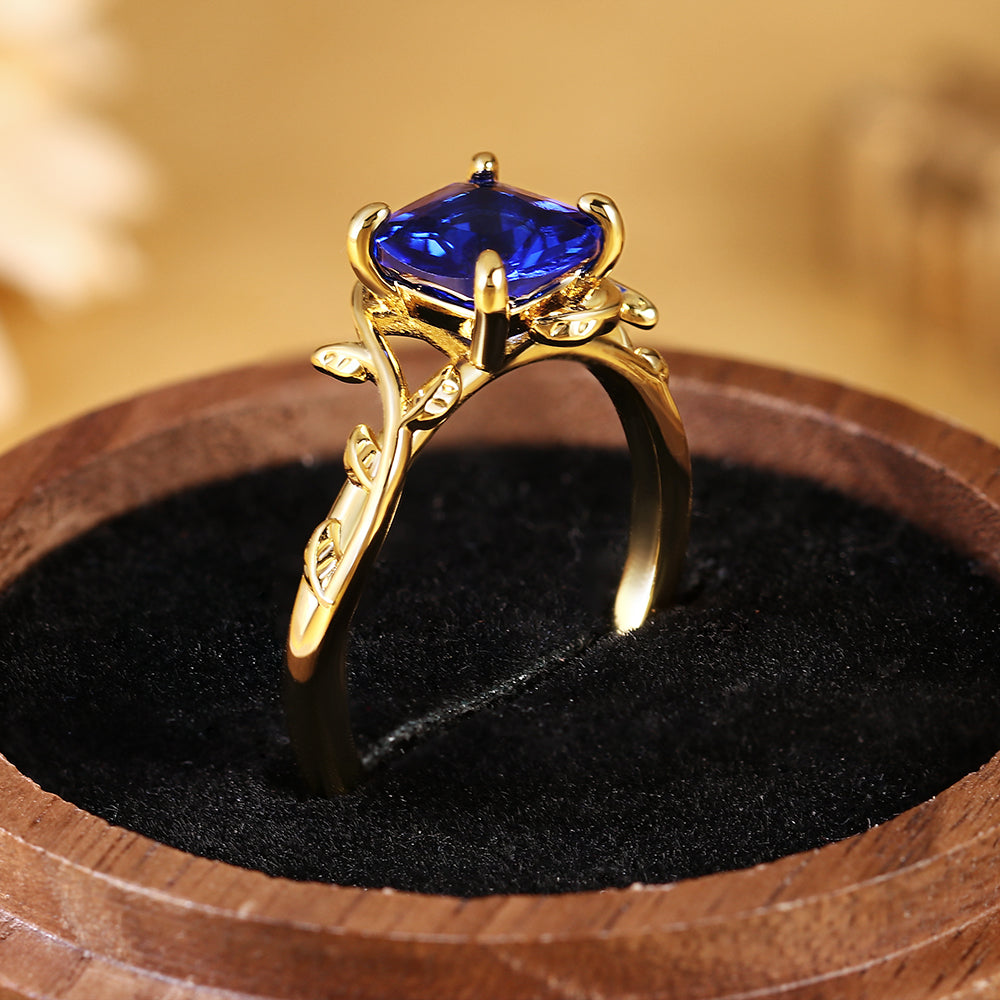 Anillo de compromiso con halo de esmeraldas de laboratorio ovaladas de 1 ct