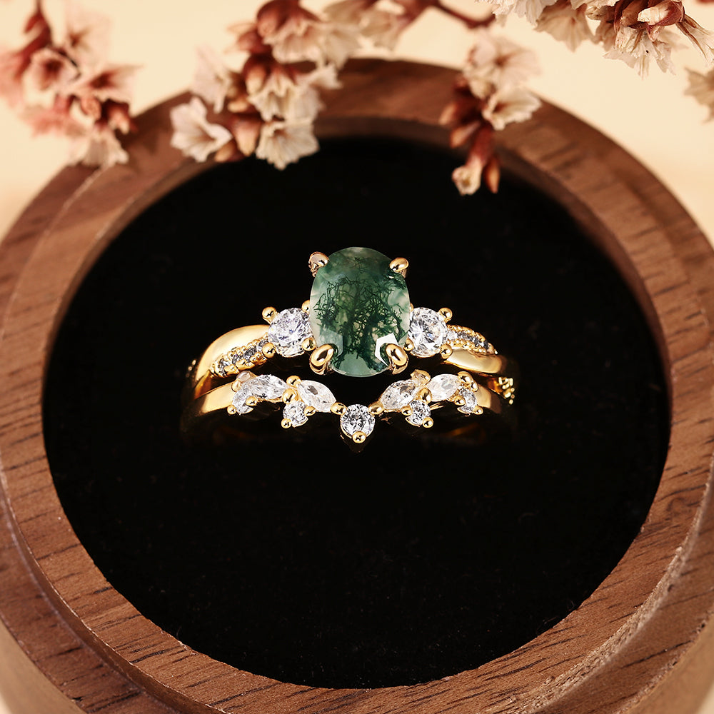 Nature Inspired Oval Moss Agate Bridal Set,Unique Vintage Three Stone Ring with Curved Matching Ring