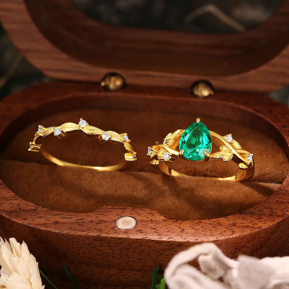 1.16ct Pear Cut Lab Emerald Nature Inspired Twig Leaf Bridal Ring Set