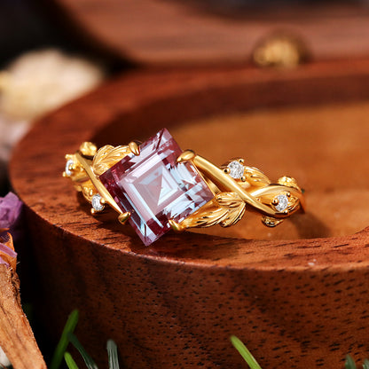 Bague de fiançailles avec halo d'émeraude ovale de laboratoire de 1 ct