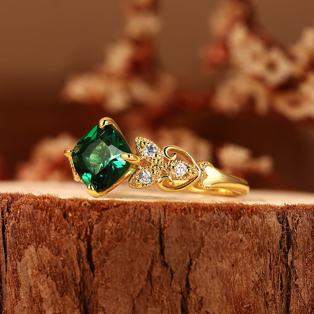 Anillo de compromiso con halo de esmeraldas de laboratorio ovaladas de 1 ct
