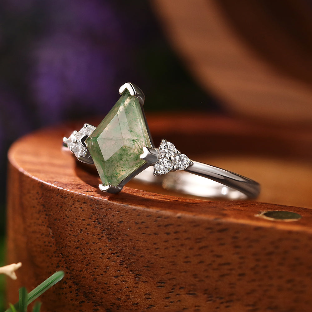 7x10mm Kite Cut Moss Agate Nature Inspired Accent Engagement Ring