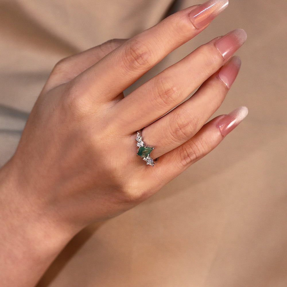 6x9mm Kite Cut Moss Agate with Kite & Round Cut Moissanite Accents Nature-Inspired Engagement Ring