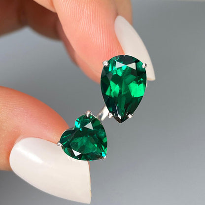 Bague de fiançailles avec halo d'émeraude ovale de laboratoire de 1 ct