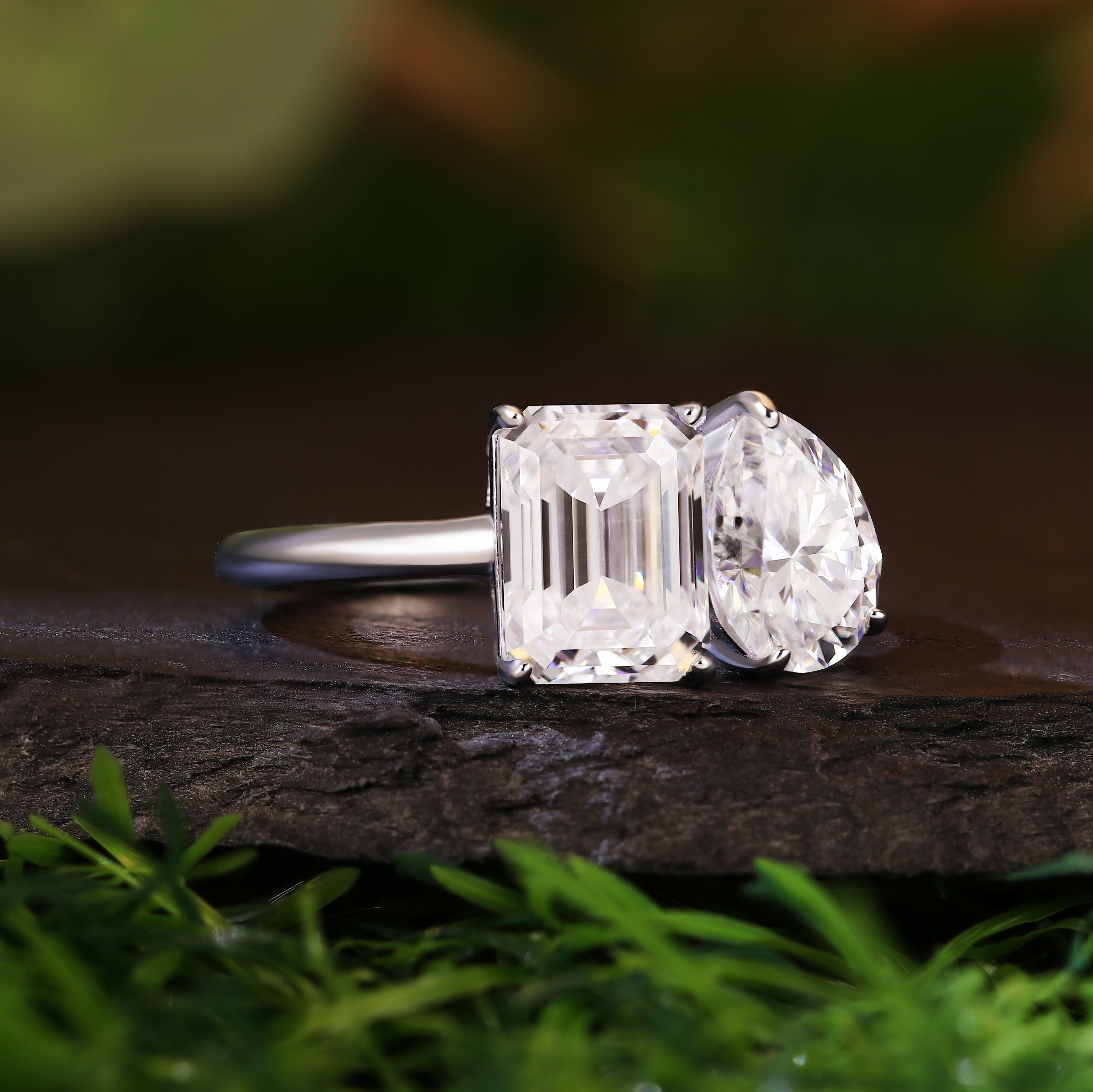 3.13CT Emerald and Pear Cut Toi et Moi Moissanite Engagement Ring