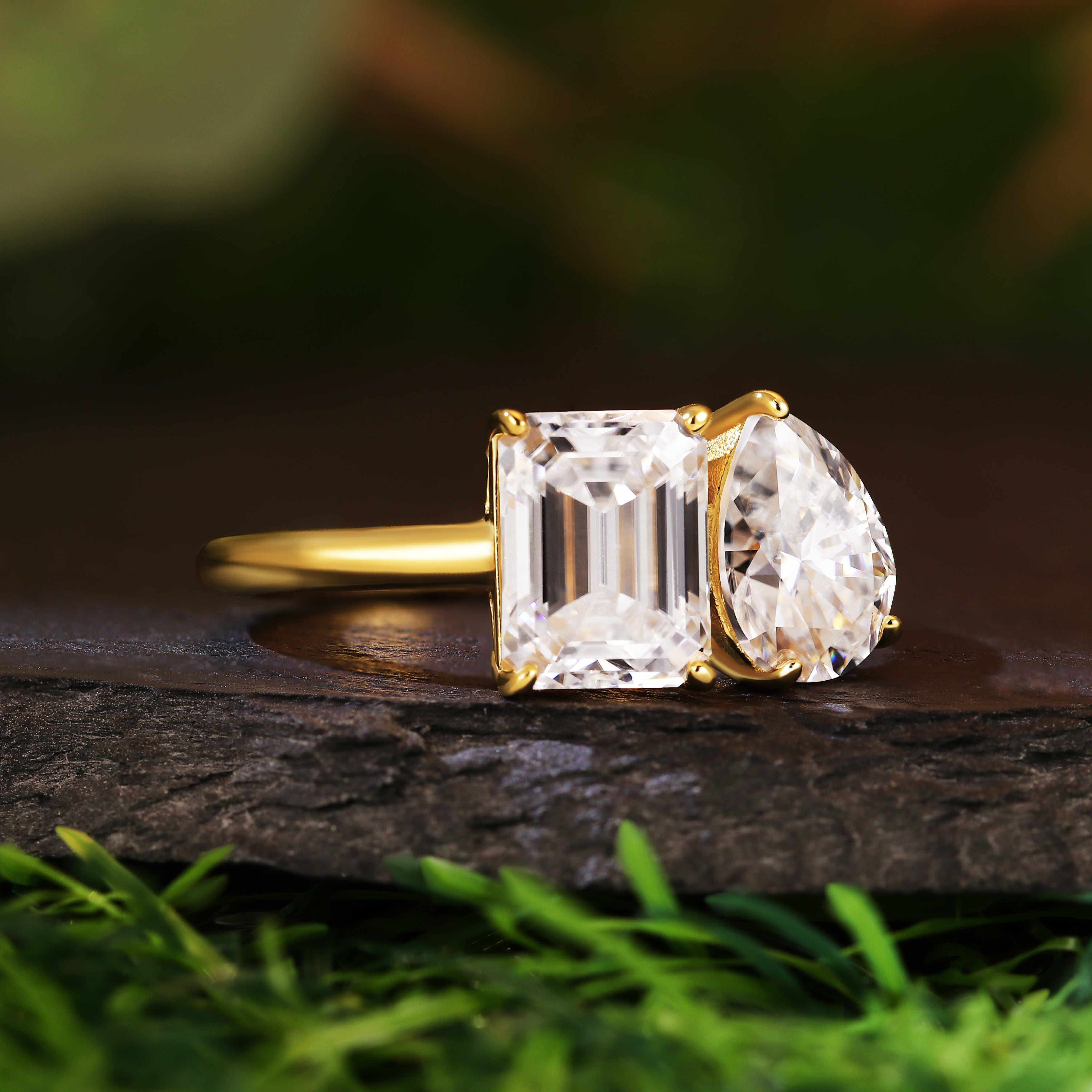 3.13CT Emerald and Pear Cut Toi et Moi Moissanite Engagement Ring