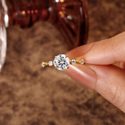 Bague de fiançailles avec halo d'émeraude ovale de laboratoire de 1 ct