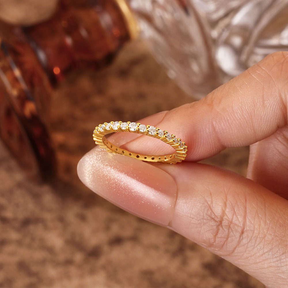 Round Cut Moissanite Eternity Wedding Band