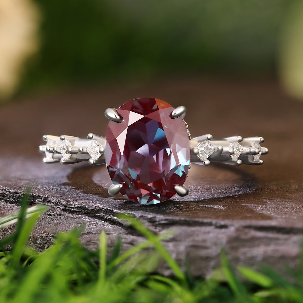 Bague de fiançailles avec halo d'émeraude ovale de laboratoire de 1 ct