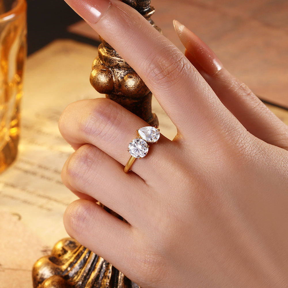 Toi Et Moi 1.33 ct Pear & 1.2 ct Round  Moissanite Enagagement Ring