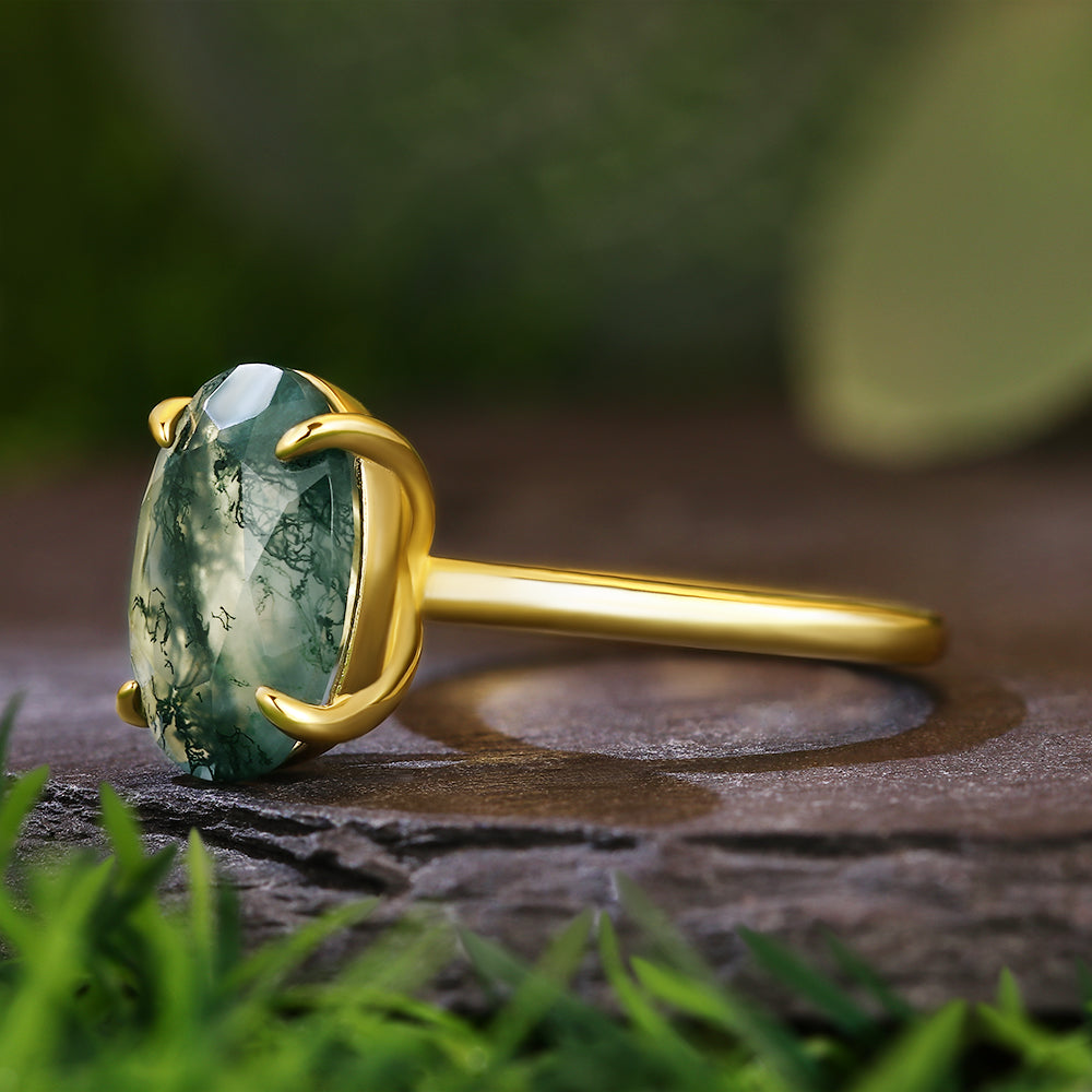 8x12mm Oval Cut Moss Agate Minimalist Nature-Inspired Solitaire Engagement Ring