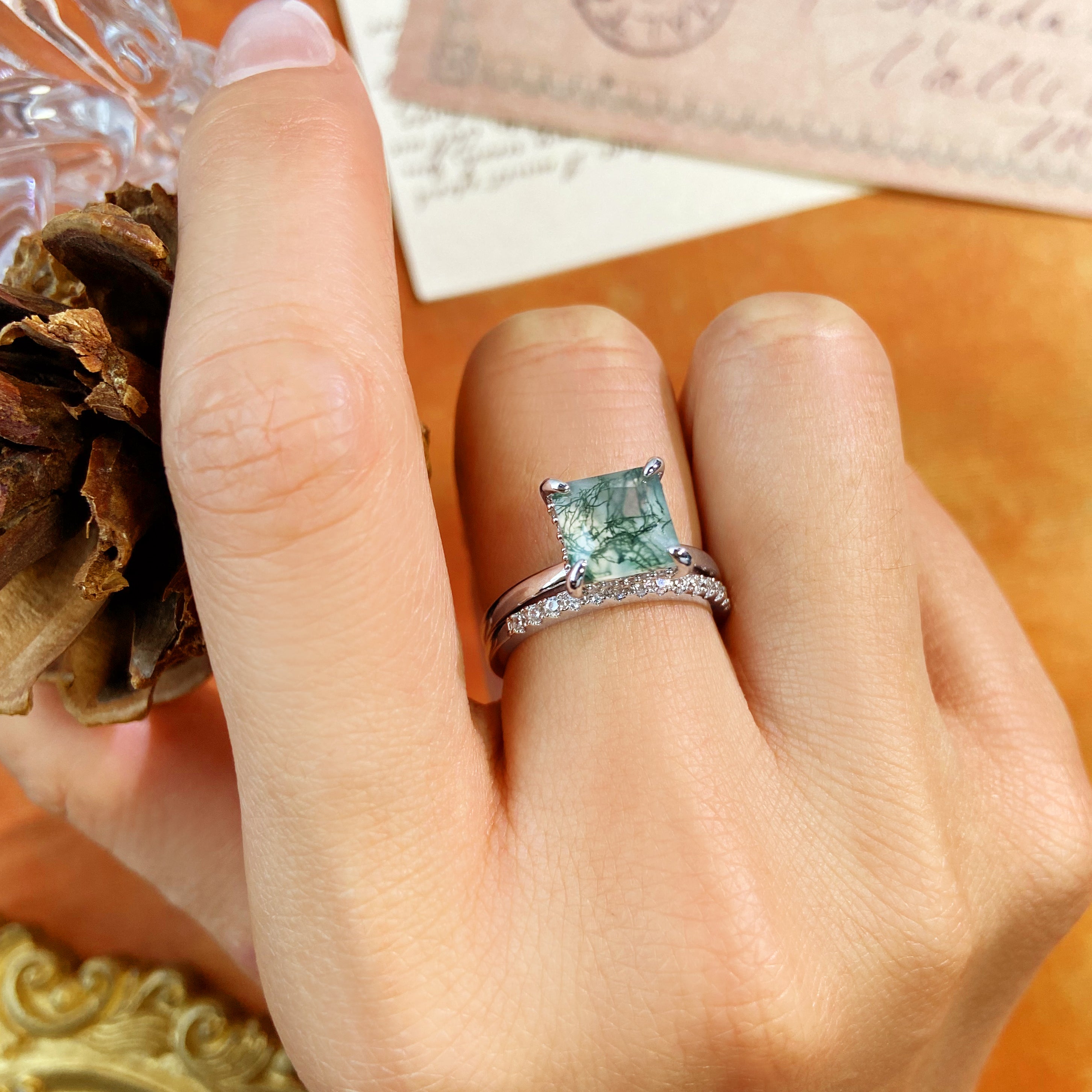 8X8mm Princess Cut Moss Agate Bridal Ring Set for Women, 2PCS Square Green Agate Hidden Halo Engagement Ring with Moissanite Band