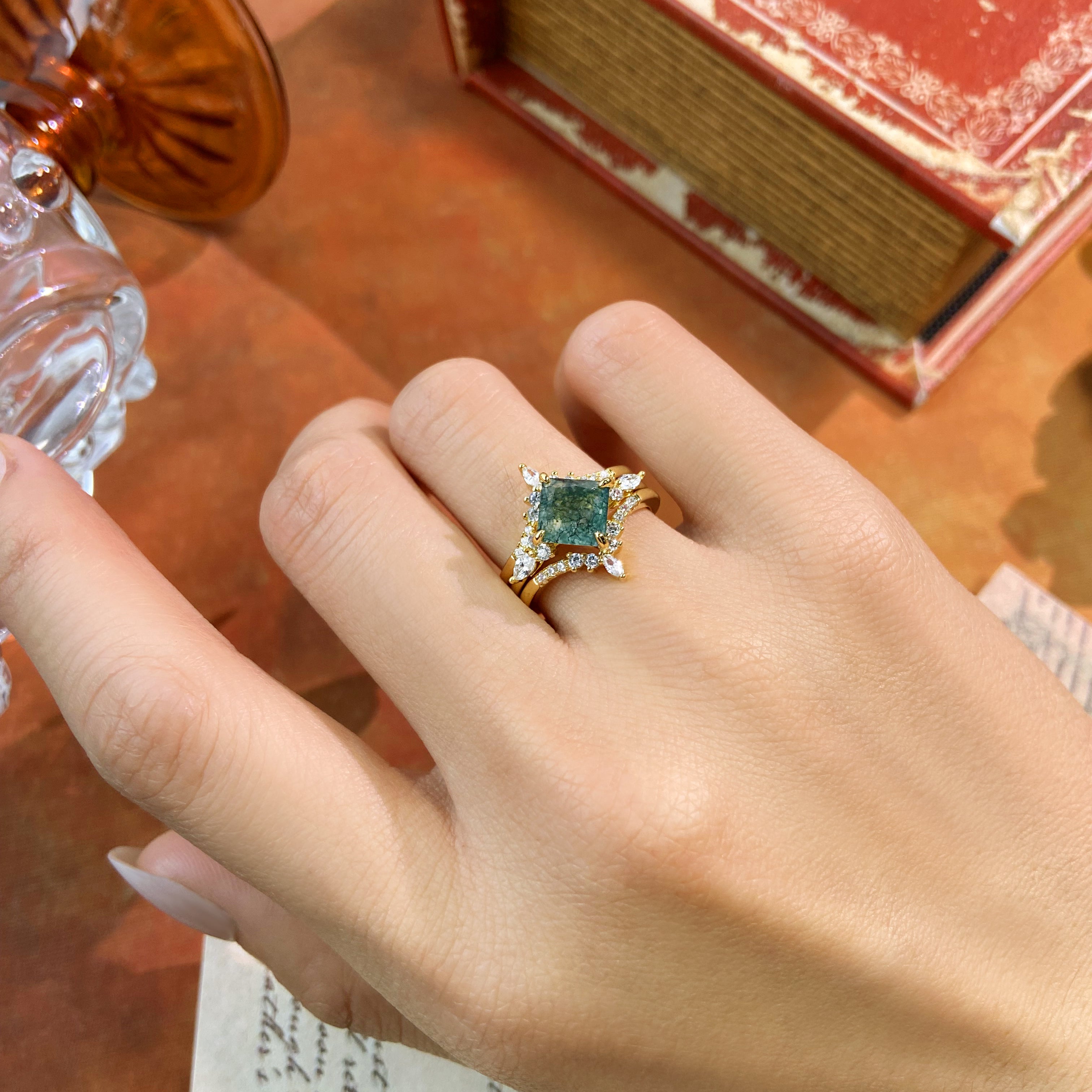 Nature Inspired 7x7mm Princess Cut Agate Engagement Ring with Art Deco Curved Moissanite Band