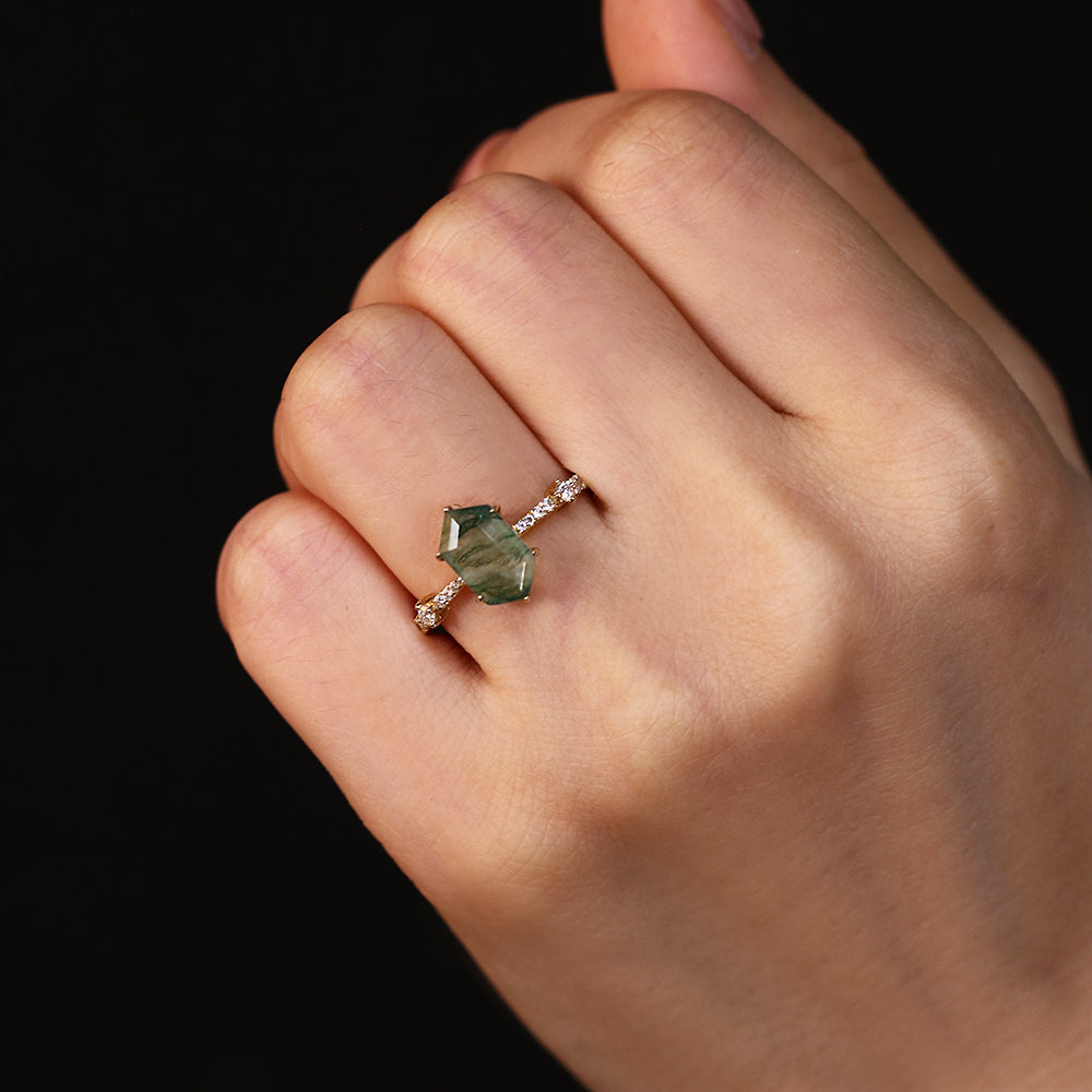 6x10mm Hexagon Cut Moss Agate Vintage Minimalist Engagement Ring