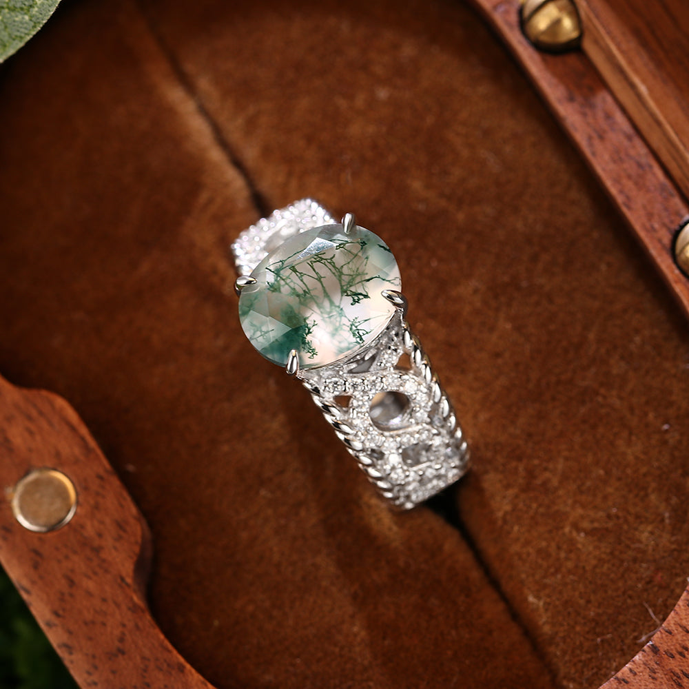 8x10mm Oval Cut Moss Agate Art Deco Nature-Inspired Engagement Ring