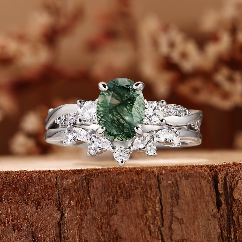 Nature Inspired Oval Moss Agate Bridal Set,Unique Vintage Three Stone Ring with Curved Matching Ring