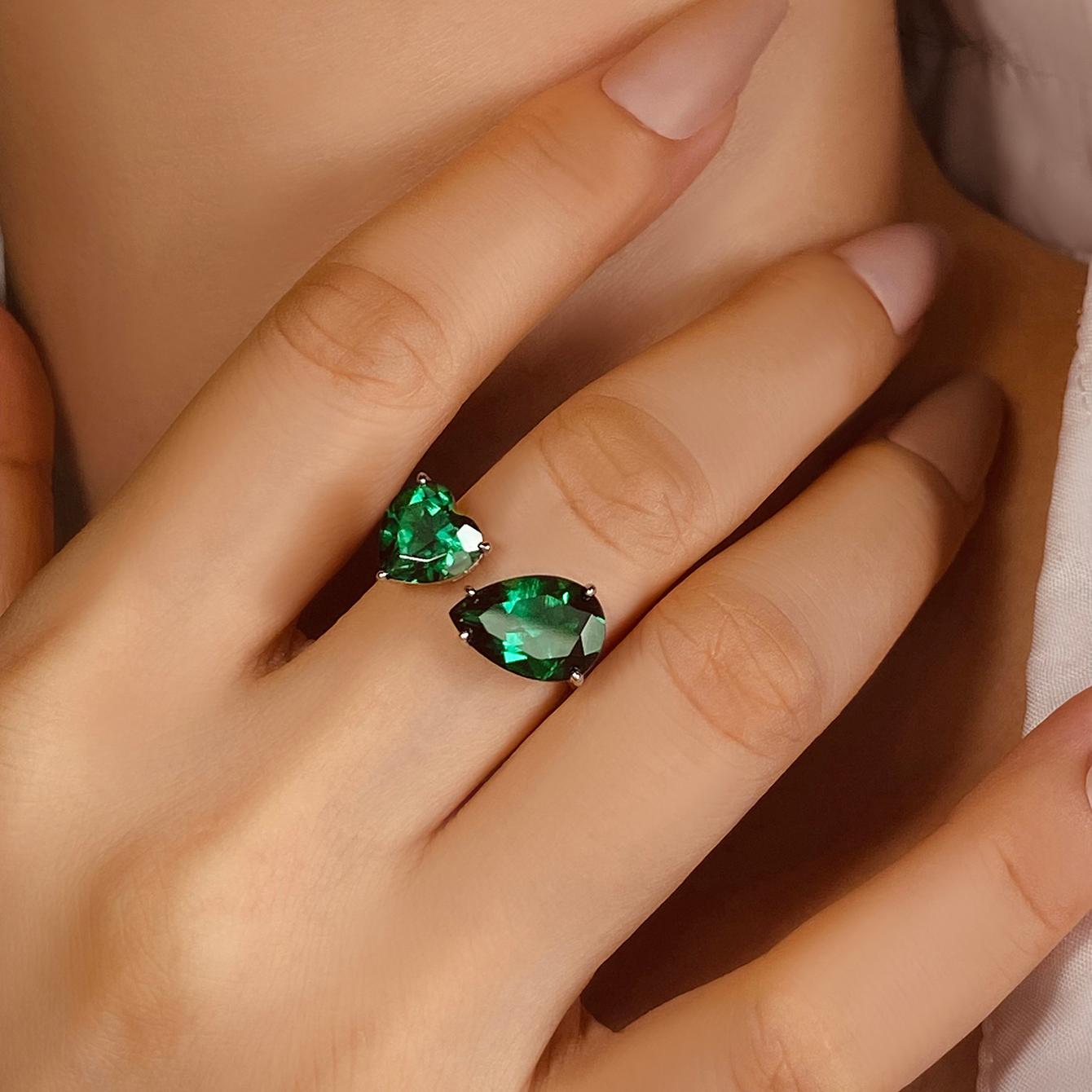 2.74 ct Pear & 1.78 ct Heart Lab Emerald Toi et Moi Engagement Ring