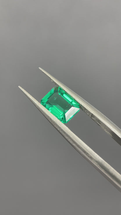 1.40 ct Emerald Cut Lab Emerald Gemstone