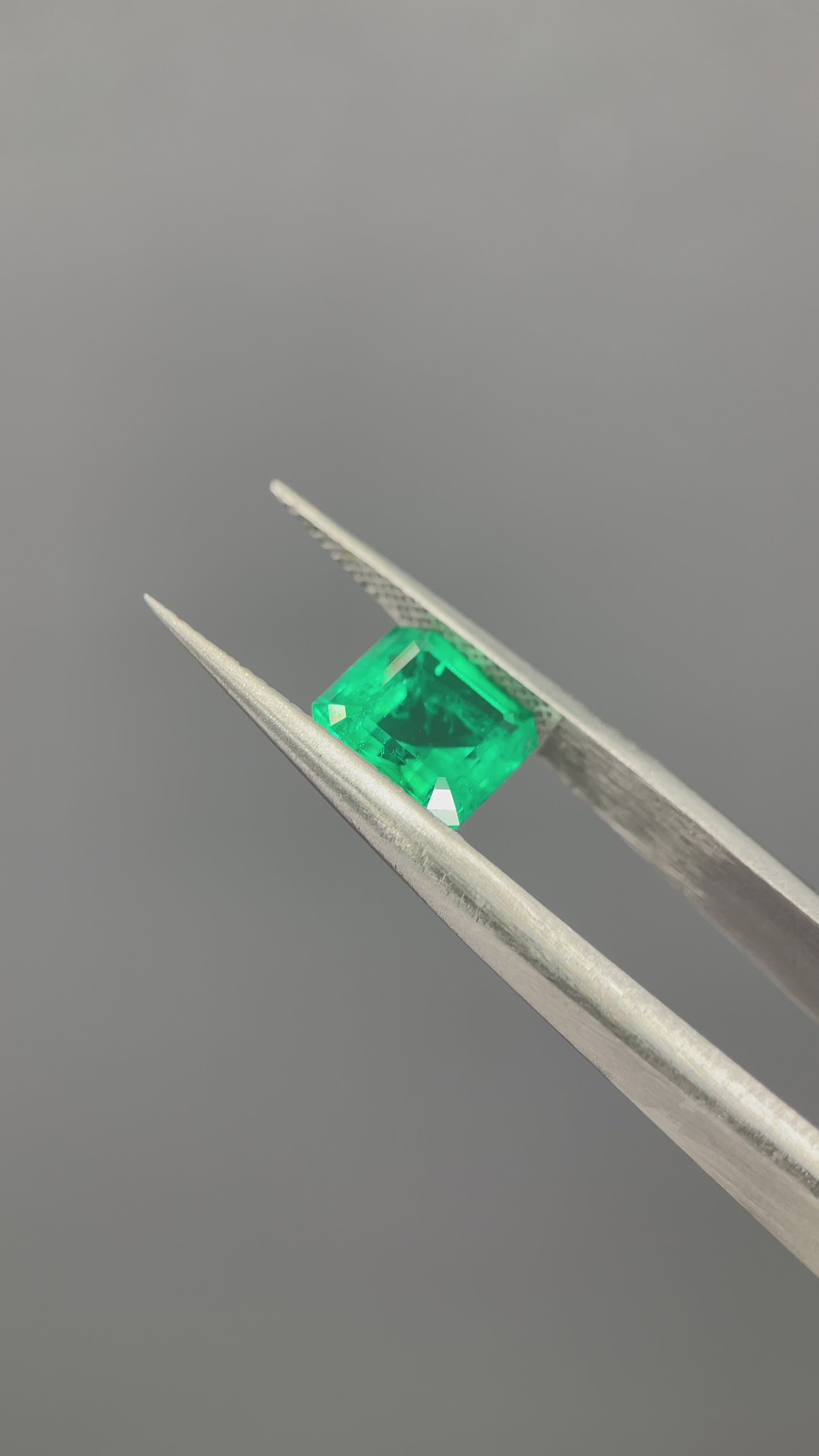 2.00 ct Asscher Cut Lab Emerald Gemstone