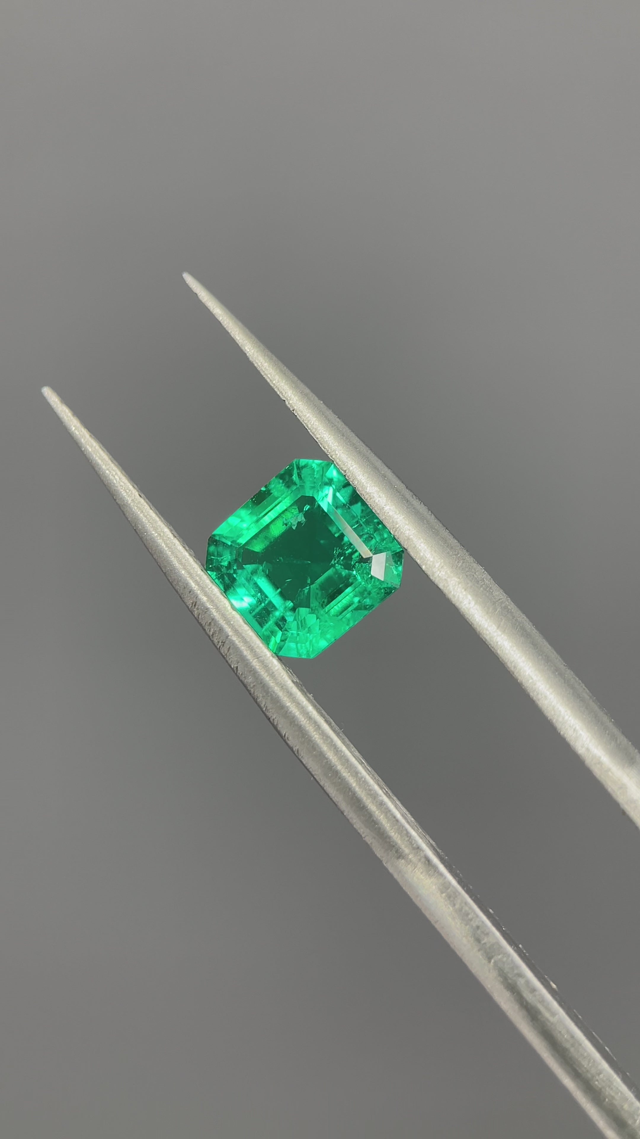 1.35 ct Asscher Cut Lab Emerald Gemstone