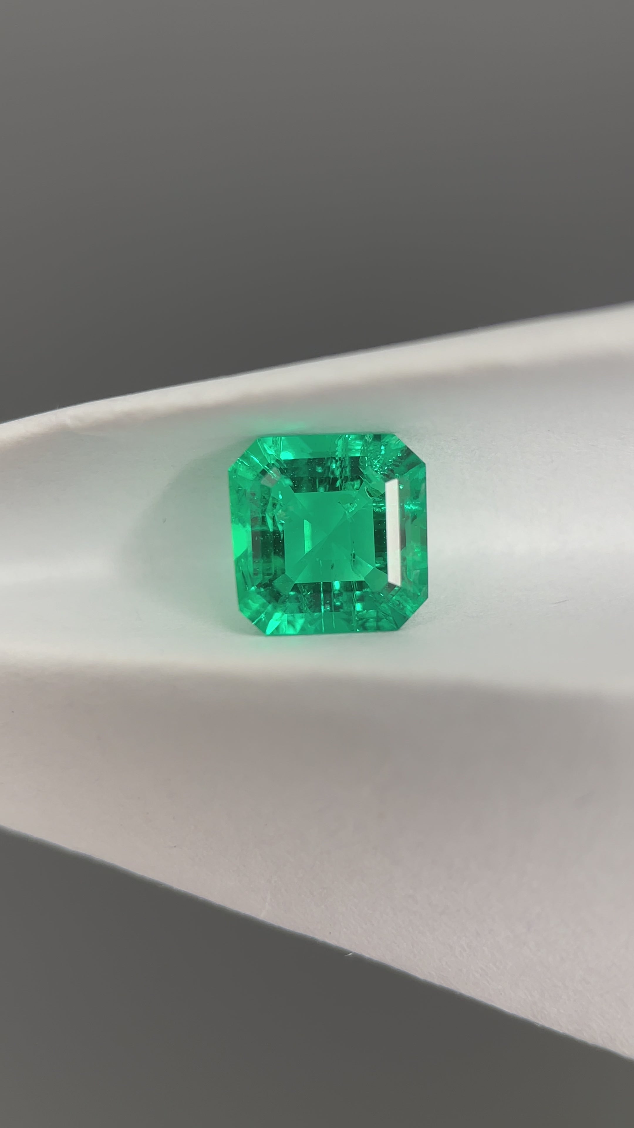 1.35 ct Asscher Cut Lab Emerald Gemstone